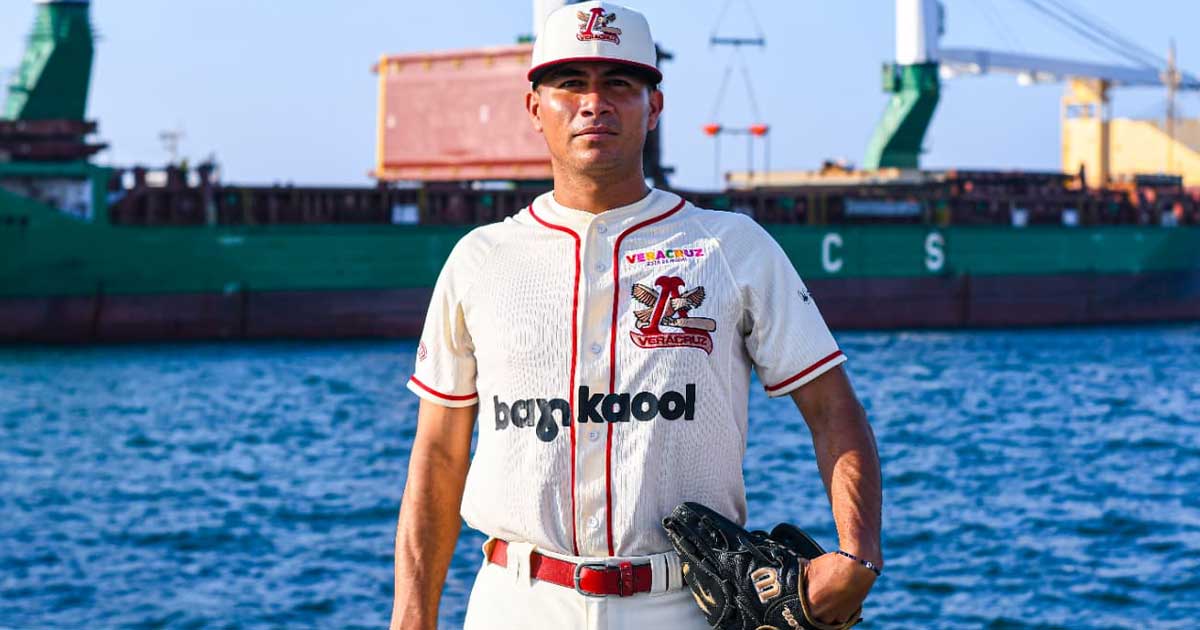 Cadete Naval debuta con el Águila de Veracruz en Liga Mexicana de Béisbol