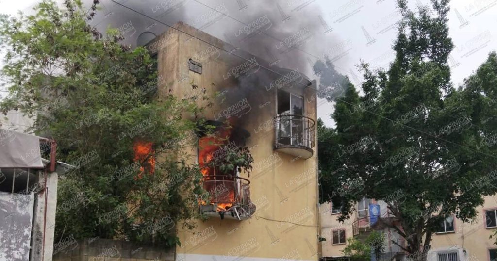Se incendia departamento en Geo Villas del Real