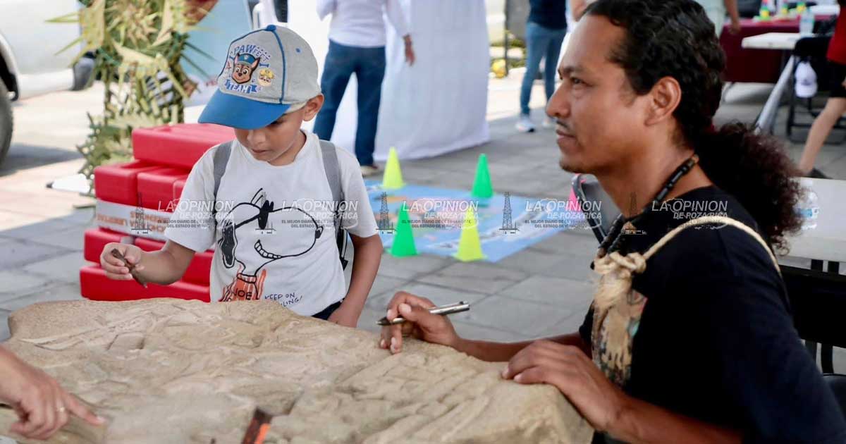 Proyectan riqueza cultural y artística de Tetzapotitlán