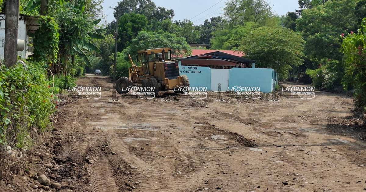 Inicia SIOP obras acordadas con comunidades tras paro Inicia SIOP obras acordadas con comunidades tras paro