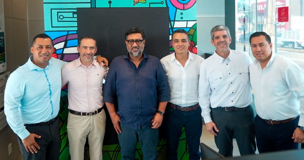 Instalan primera banca financiera híbrida en Boca del Río Instalan primera banca financiera híbrida en Boca del Río
