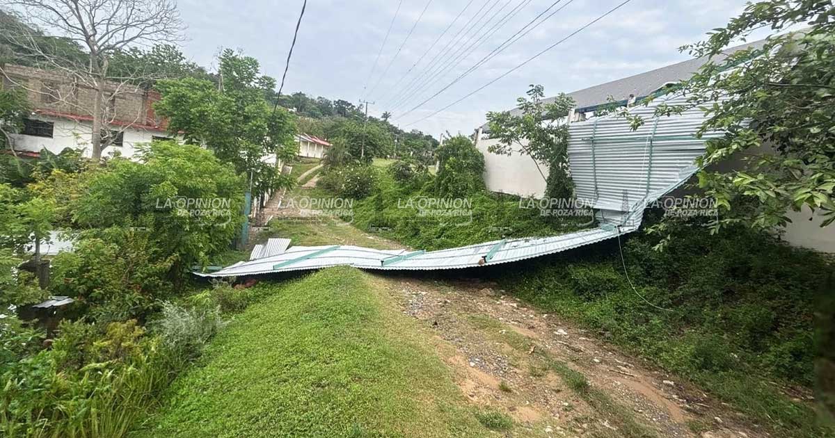 Turbonada deja daños y cortes de energía