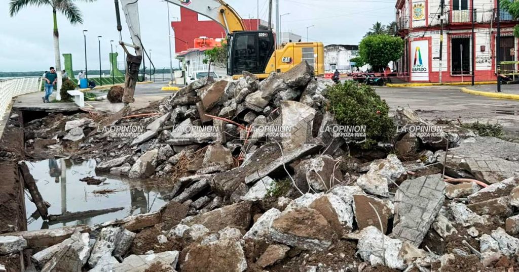 SIOP demolerá parte del bulevar de Alvarado para reparar socavón SIOP demolerá parte del bulevar de Alvarado para reparar socavón