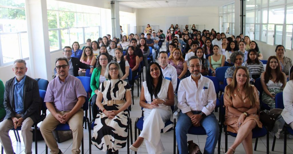 SEA conmemora el Día del Pedagogo con análisis sobre la violencia escolar y la construcción de una cultura de paz SEA conmemora el Día del Pedagogo con análisis sobre la violencia escolar y la construcción de una cultura de paz