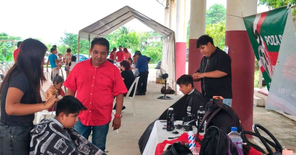 PRI Poza Rica encabeza jornada de asistencia social en la colonia Prensa Nacional PRI Poza Rica encabeza jornada de asistencia social en la colonia Prensa Nacional