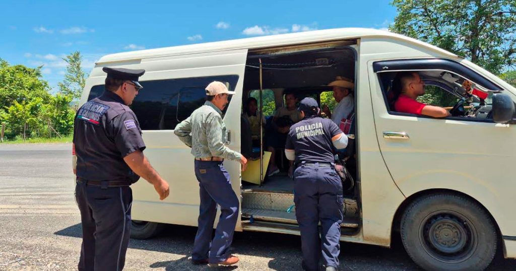 Realizan operativo interinstitucional para reforzar la seguridad Metlaltoyuca Realizan operativo interinstitucional para reforzar la seguridad Metlaltoyuca