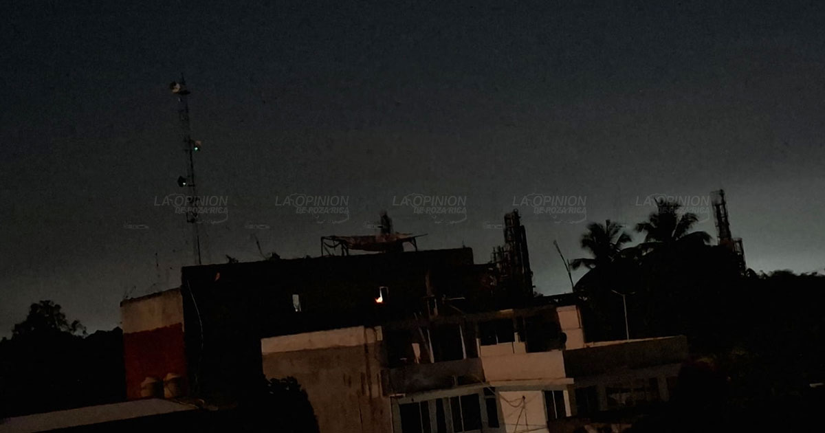 ¡Apagones nocturnos en ejidos y colonias!