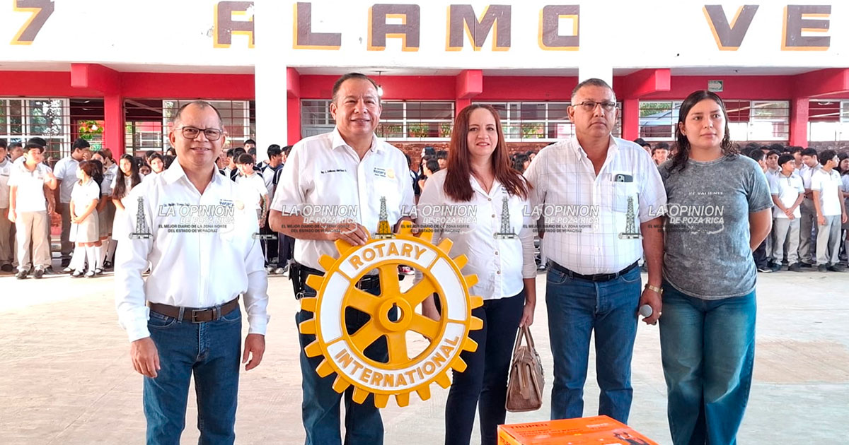 Club Rotario entrega apoyos a instituciones Club Rotario entrega apoyos a instituciones