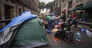 CNTE retira temporalmente plantón en la CDMX pero mantiene exigencias