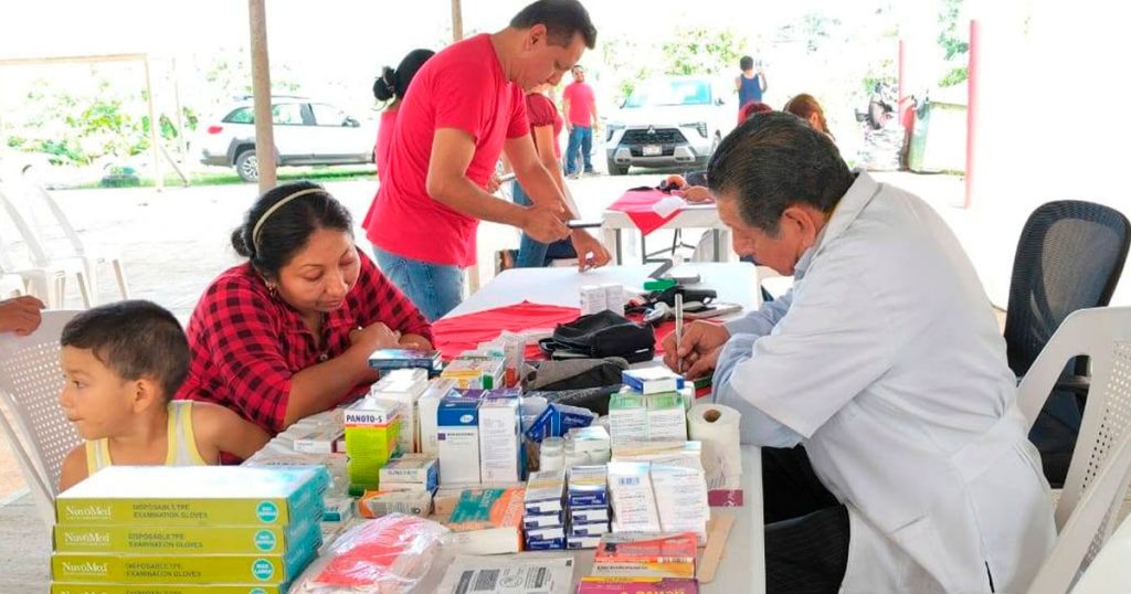 PRI Poza Rica encabeza jornada de asistencia social en la colonia Prensa Nacional PRI Poza Rica encabeza jornada de asistencia social en la colonia Prensa Nacional