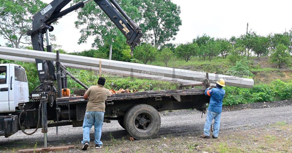 Obras de electrificación en comunidades rurales