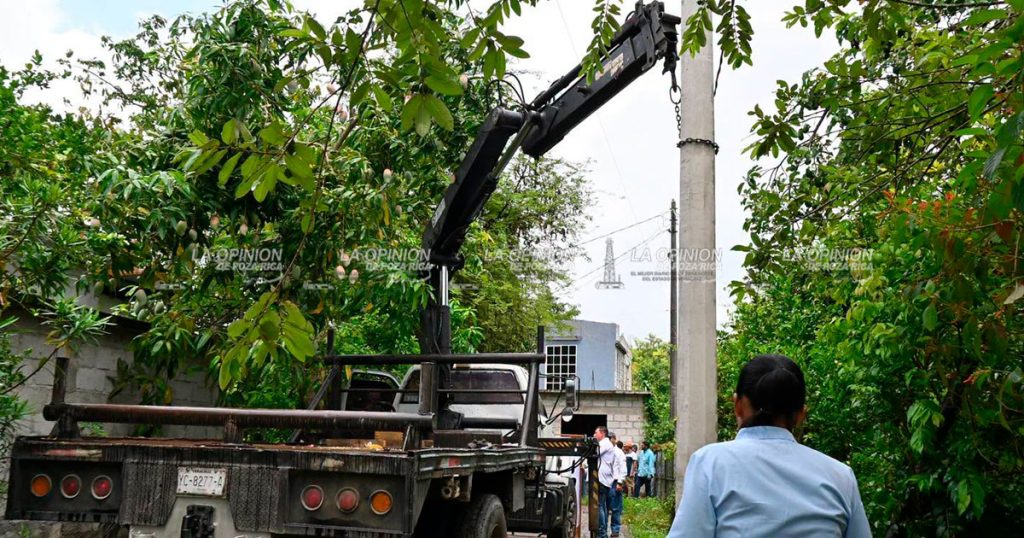 Obras de electrificación en comunidades rurales