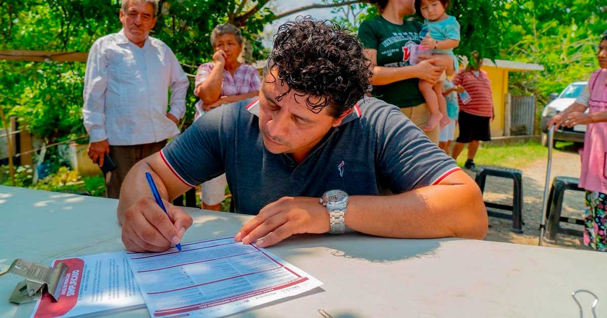 Capacitan a comités ciudadanos en colonias