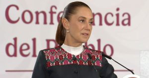 Sheinbaum ordena teletrabajo y suspensión de clases por partido de México