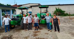 Llega maquinaria para rescatar huertas citrícolas