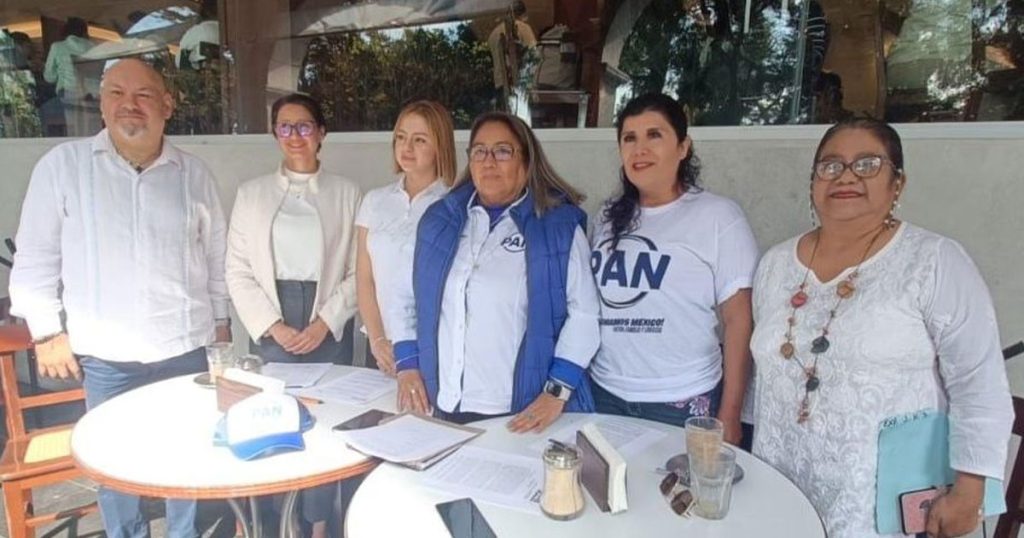 Comité Municipal del PAN en Xalapa respalda a Ana Ledezma, pero mantiene postura a favor de la participación de la militancia Comité Municipal del PAN en Xalapa respalda a Ana Ledezma, pero mantiene postura a favor de la participación de la militancia
