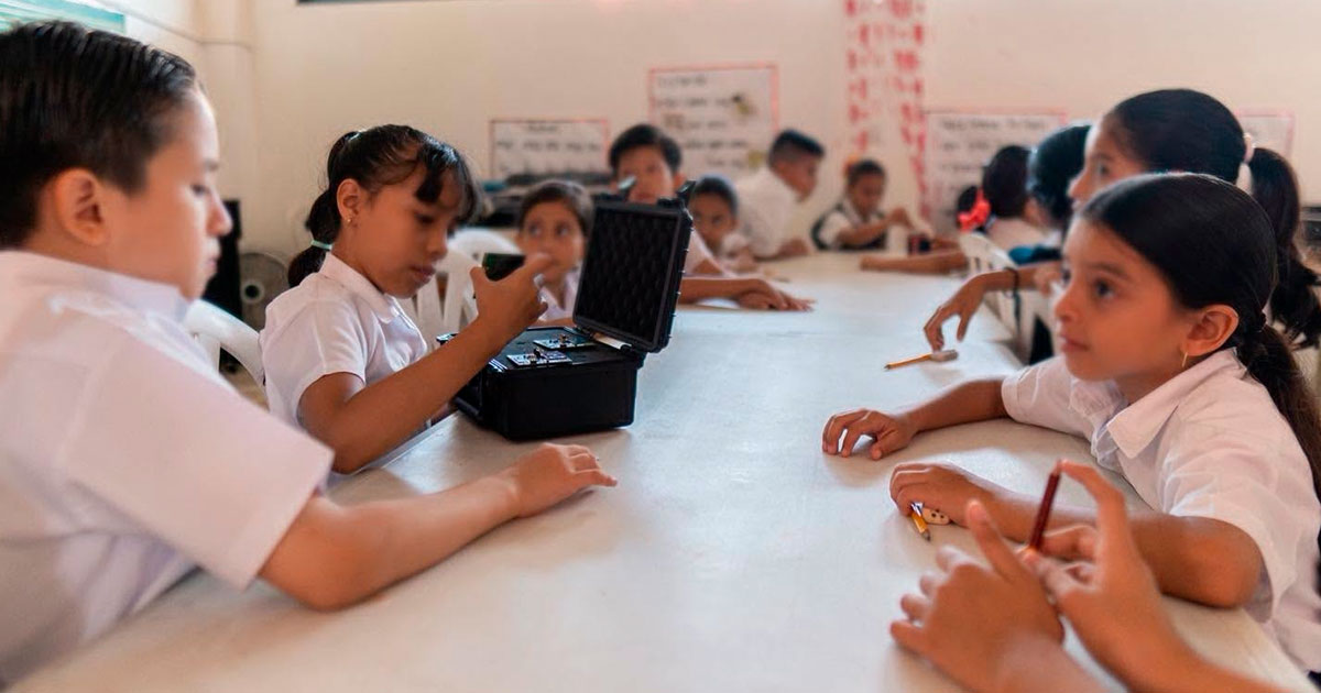Robótica espacial a peques de primaria