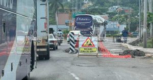 Realizan trabajos de bacheo en la zona conurbada de Tihuatlán