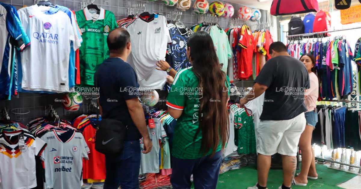 Aumenta hasta 80% la venta de accesorios de la Selección Mexicana
