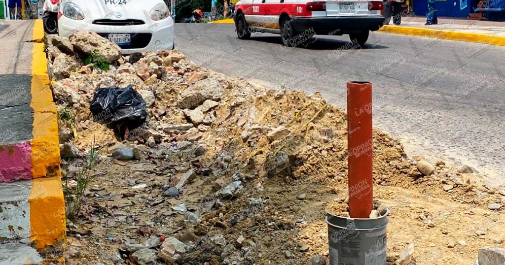 Agujeros de CAEV afectan más vialidades Agujeros de CAEV afectan más vialidades