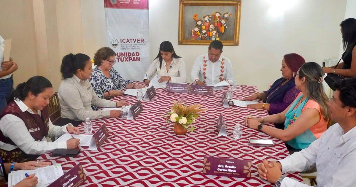 Firman convenio de colaboración para fortalecer el empleo y el desarrollo productivo en la región Firman convenio de colaboración para fortalecer el empleo y el desarrollo productivo en la región
