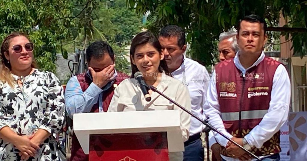 Adanely Rodríguez dio banderazo a obra en la Agustín Lara