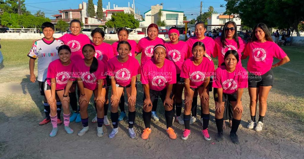 ¡Se reúnen las estrellas de la Liga de Futbol Femenil de Poza Rica!