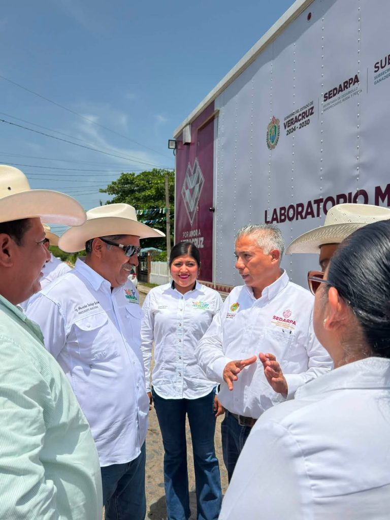 Asociación Ganadera Local de Tecolutla impulsa servicios zoosanitarios gratuitos