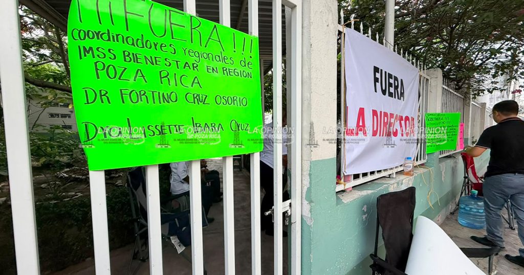 Personal del Centro de Salud exige destitución de la directora por presuntos abusos de funciones