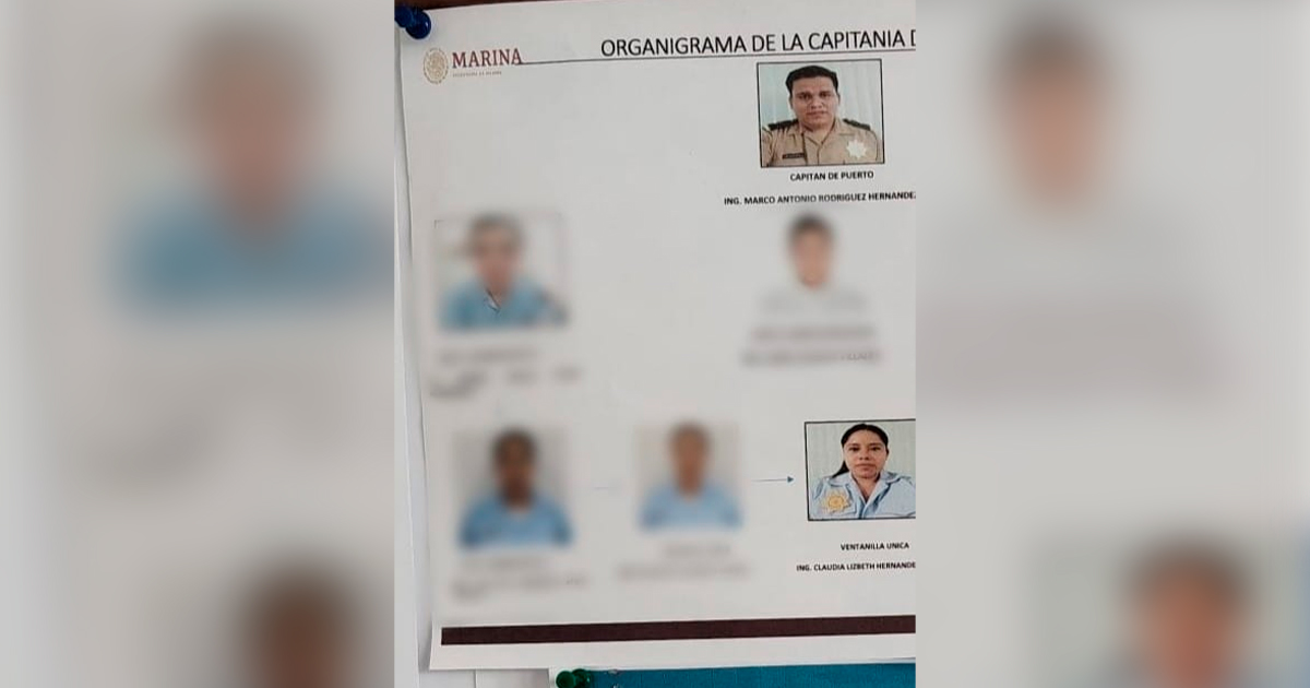 Acusan presunta conducta riesgosa de funcionario de Capitanía de Puerto durante ensayo de comparsa en Tecolutla