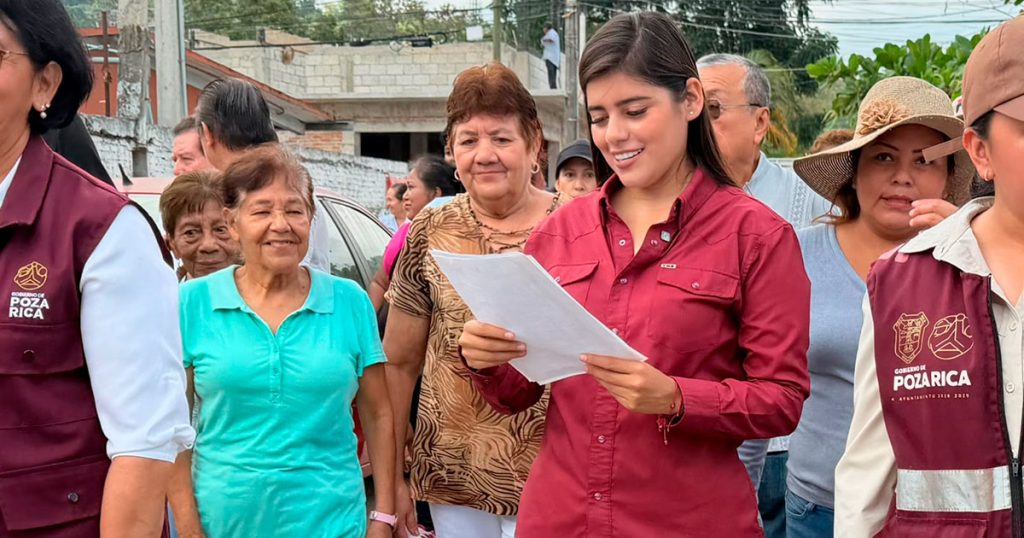 Gobierno de Poza Rica responde con acciones inmediatas a peticiones de habitantes de la colonia Revolución Gobierno de Poza Rica responde con acciones inmediatas a peticiones de habitantes de la colonia Revolución
