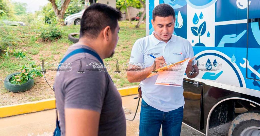 Agua potable gratuita llega a la colonia Prensa Nacional Agua potable gratuita llega a la colonia Prensa Nacional