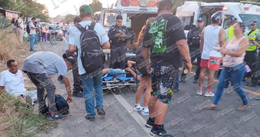 Choque frontal deja siete lesionados, tres de ellos graves, en la carretera Tihuatlán–Poza Rica