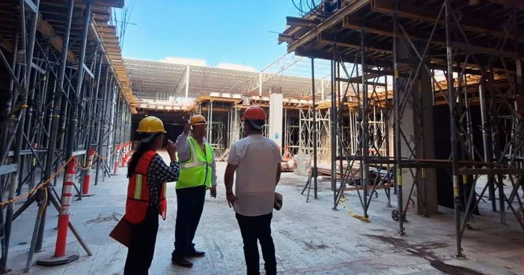 Avanza construcción de nueva plaza de Soriana Avanza construcción de nueva plaza de Soriana