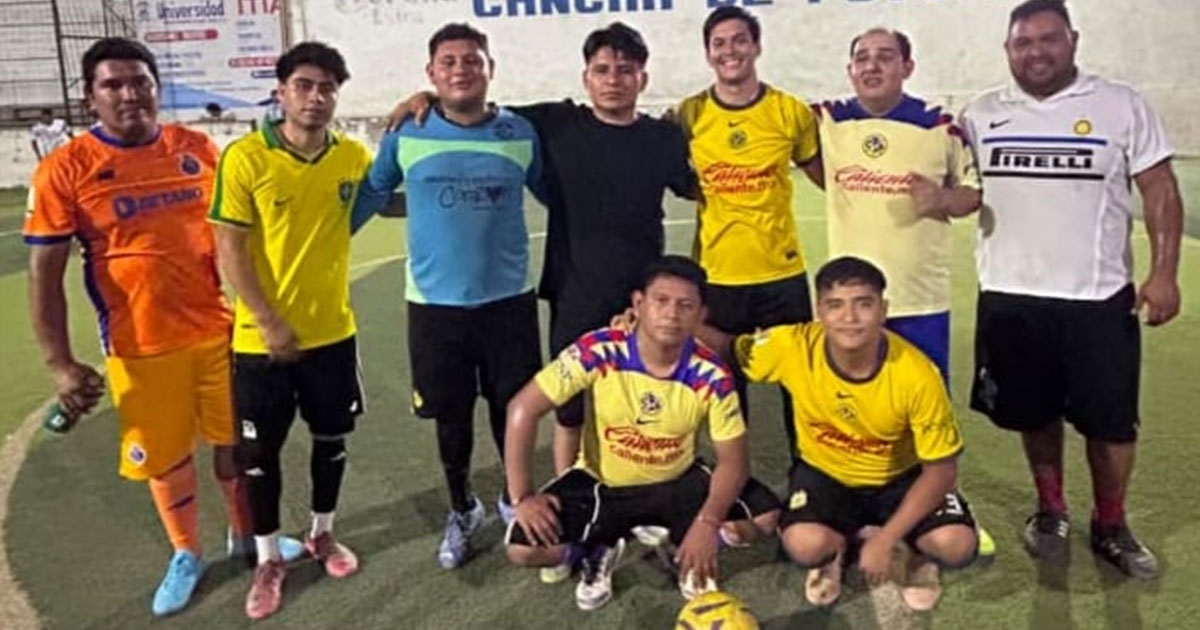 ¡Le salieron gallos a los Nietos de Chelita! ¡Le salieron gallos a los Nietos de Chelita!