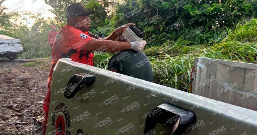 Dos lesionados en volcadura Dos lesionados en volcadura
