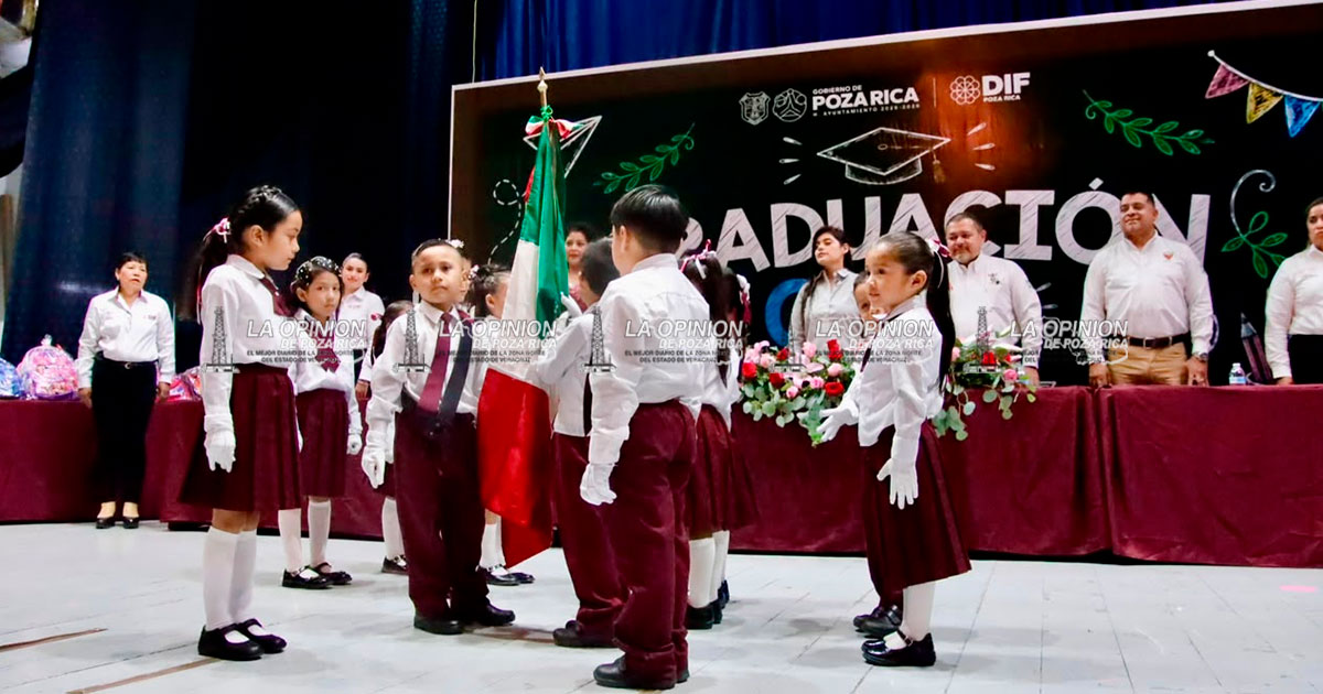 Se gradúan 152 alumnos de los CAIC del DIF Municipal Se gradúan 152 alumnos de los CAIC del DIF Municipal