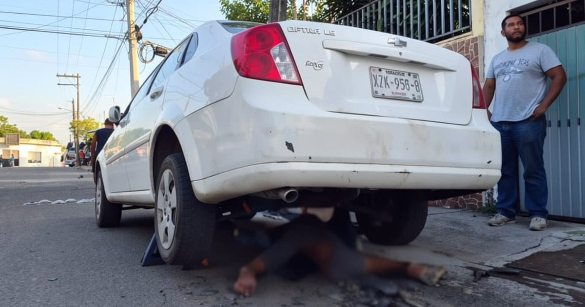 Muere joven motociclista tras ser embestido; conductor huye y desata indignación vecinal