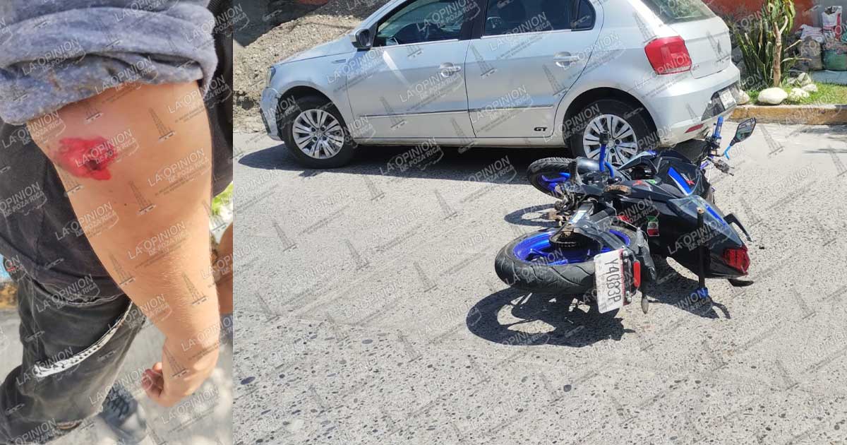 Se pasa el alto y provoca choque entre auto y motocicleta en la colonia Chapultepec de Poza Rica Se pasa el alto y provoca choque entre auto y motocicleta en la colonia Chapultepec de Poza Rica