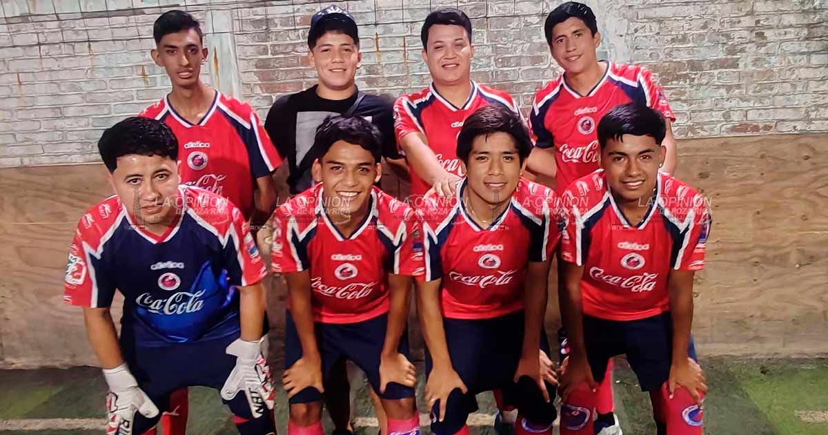 ¡Los brujos se despachan a los Períquitos!