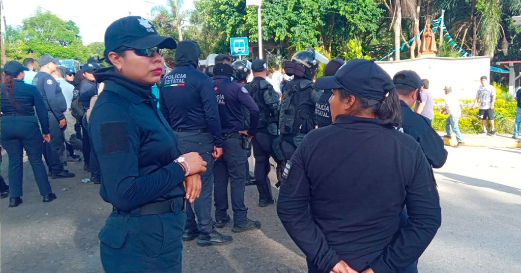 Después de 8 horas, termina bloqueo en la carretera Las Trancas-Coatepec; autoridades acuerdan rehabilitación del tramo Después de 8 horas, termina bloqueo en la carretera Las Trancas-Coatepec; autoridades acuerdan rehabilitación del tramo