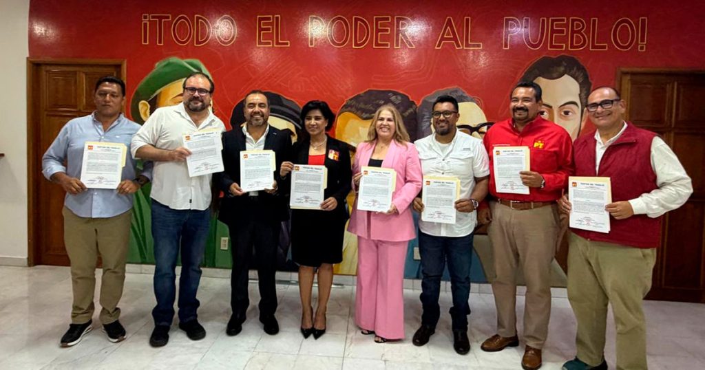 El PT 'blinda' el centro de Veracruz y nombra a Gustavo Sánchez como líder político regional El PT 'blinda' el centro de Veracruz y nombra a Gustavo Sánchez como líder político regional