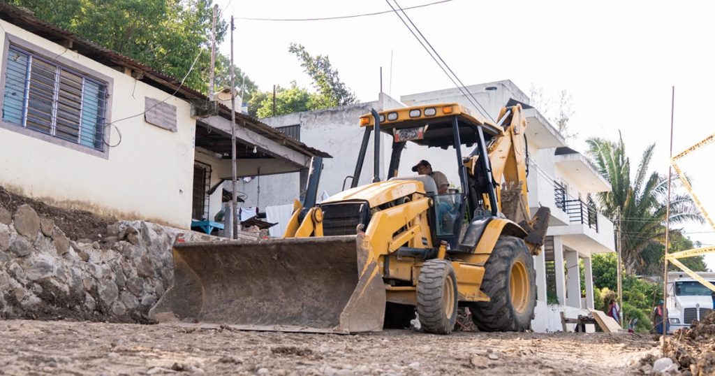 Más obra pública para la colonia Fausto Dávila: Gobierno de Poza Rica Más obra pública para la colonia Fausto Dávila: Gobierno de Poza Rica