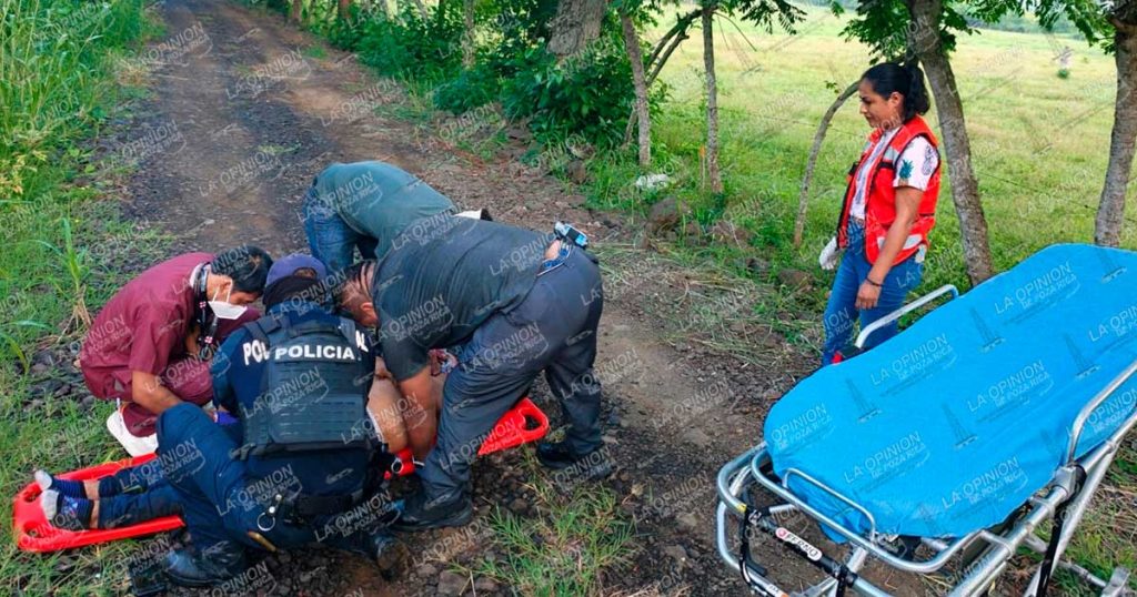 Dos lesionados en volcadura Dos lesionados en volcadura