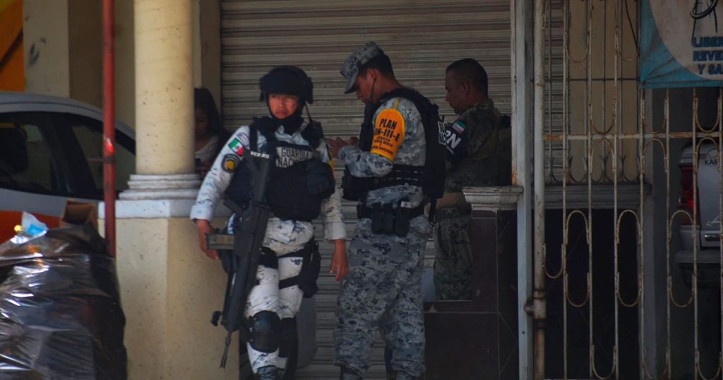 Presunta intimidación a negocio moviliza a fuerzas de seguridad en Acayucan Presunta intimidación a negocio moviliza a fuerzas de seguridad en Acayucan