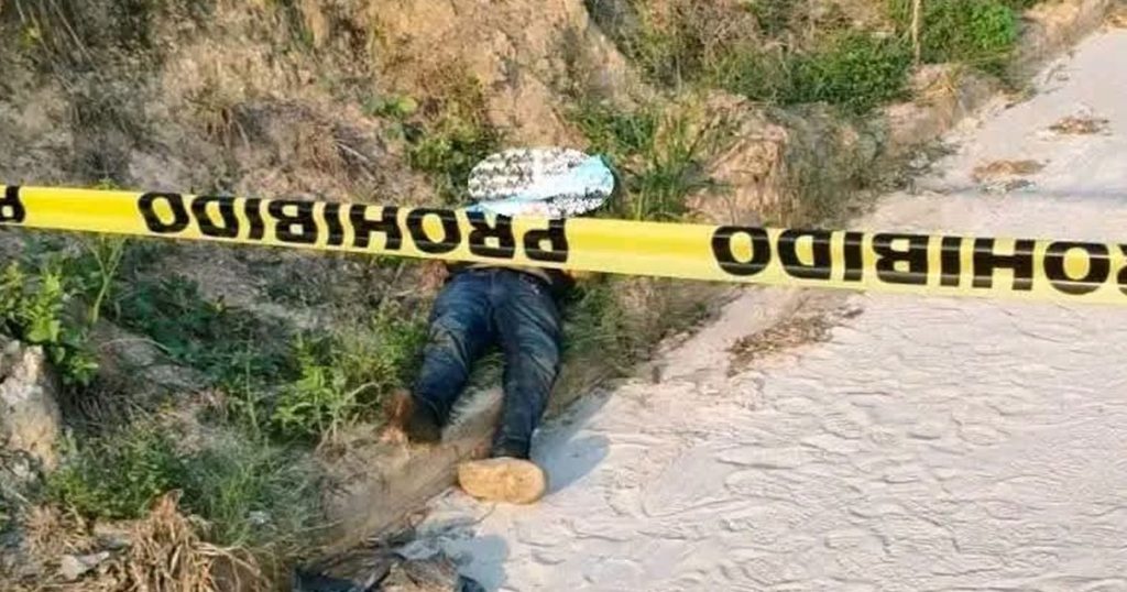 Ejecutan a un hombre y abandonan su cuerpo con huellas de violencia en Jáltipan Ejecutan a un hombre y abandonan su cuerpo con huellas de violencia en Jáltipan