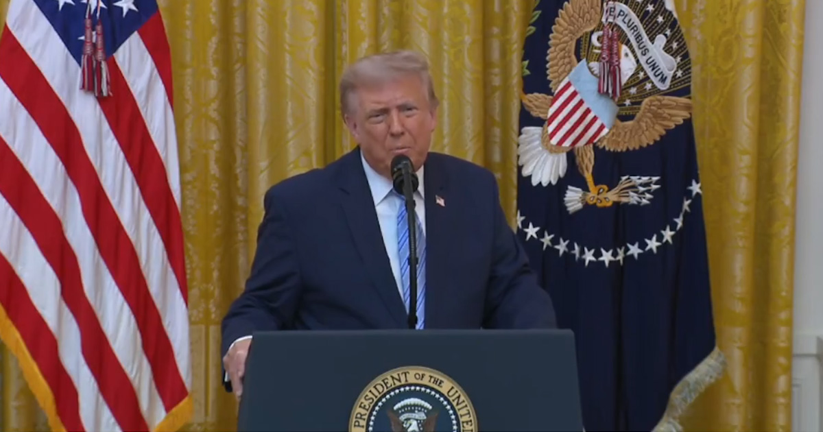 Trump asegura que China accedió a datos de millones de votantes en Estados Unidos Trump asegura que China accedió a datos de millones de votantes en Estados Unidos