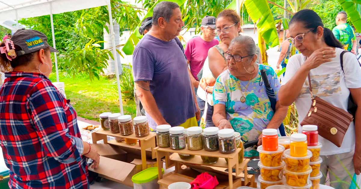 Invitan al Tianguis Amistoso Campesino