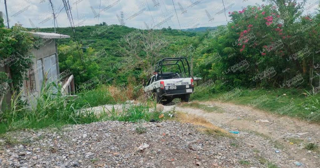 Cateo y despliegue policial sacuden Arroyo del Maíz; investigan posible fuga de sospechosos entre la maleza Cateo y despliegue policial sacuden Arroyo del Maíz; investigan posible fuga de sospechosos entre la maleza