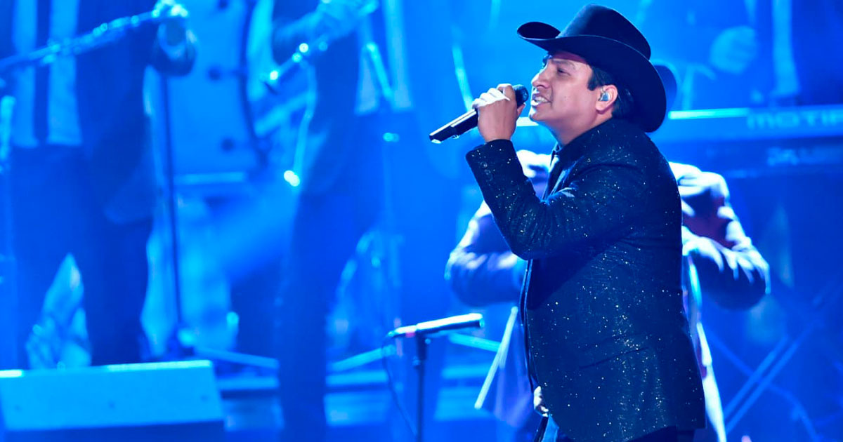En noviembre, Julión Álvarez pondrá a cantar a Veracruz